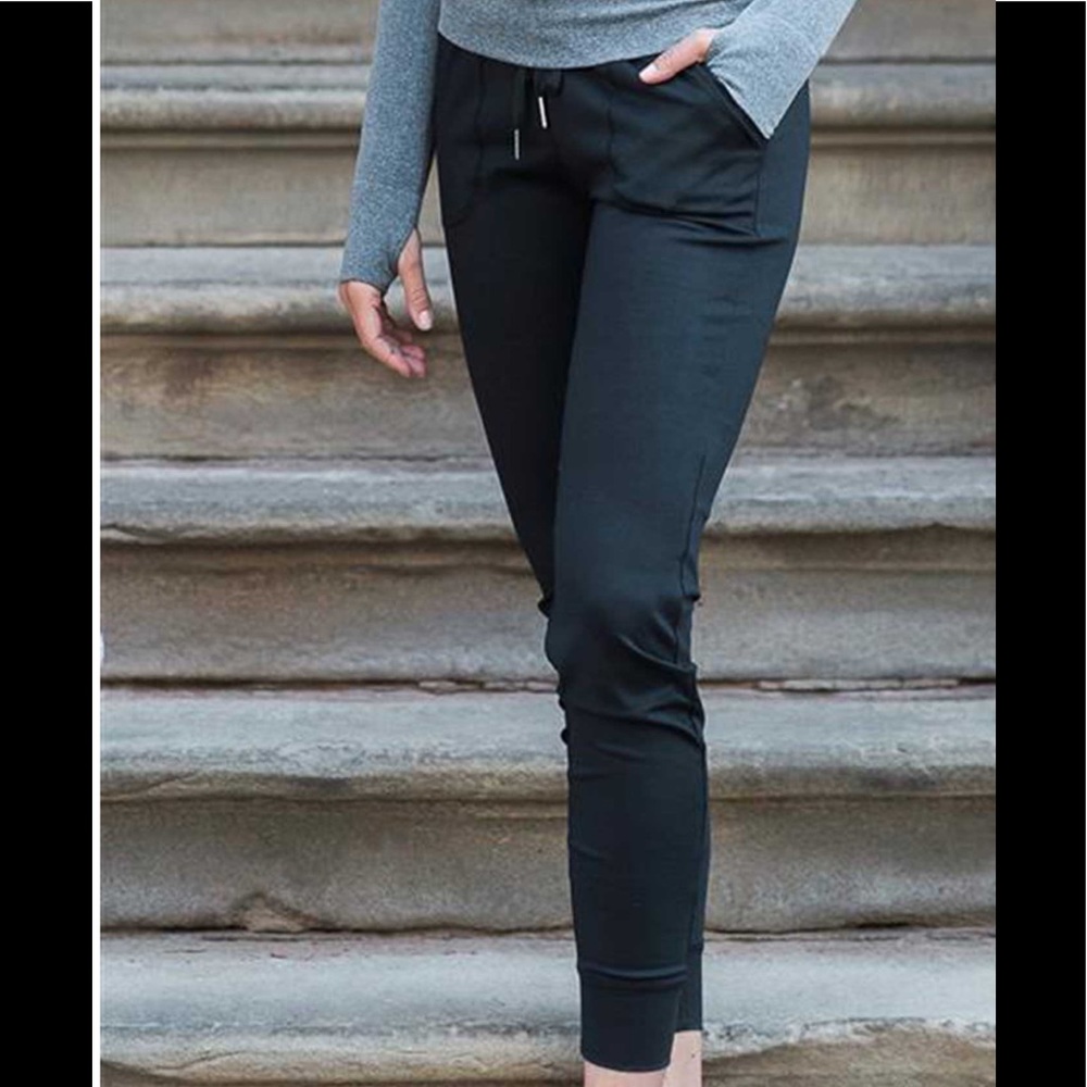 ZYIA Black Unwind Joggers